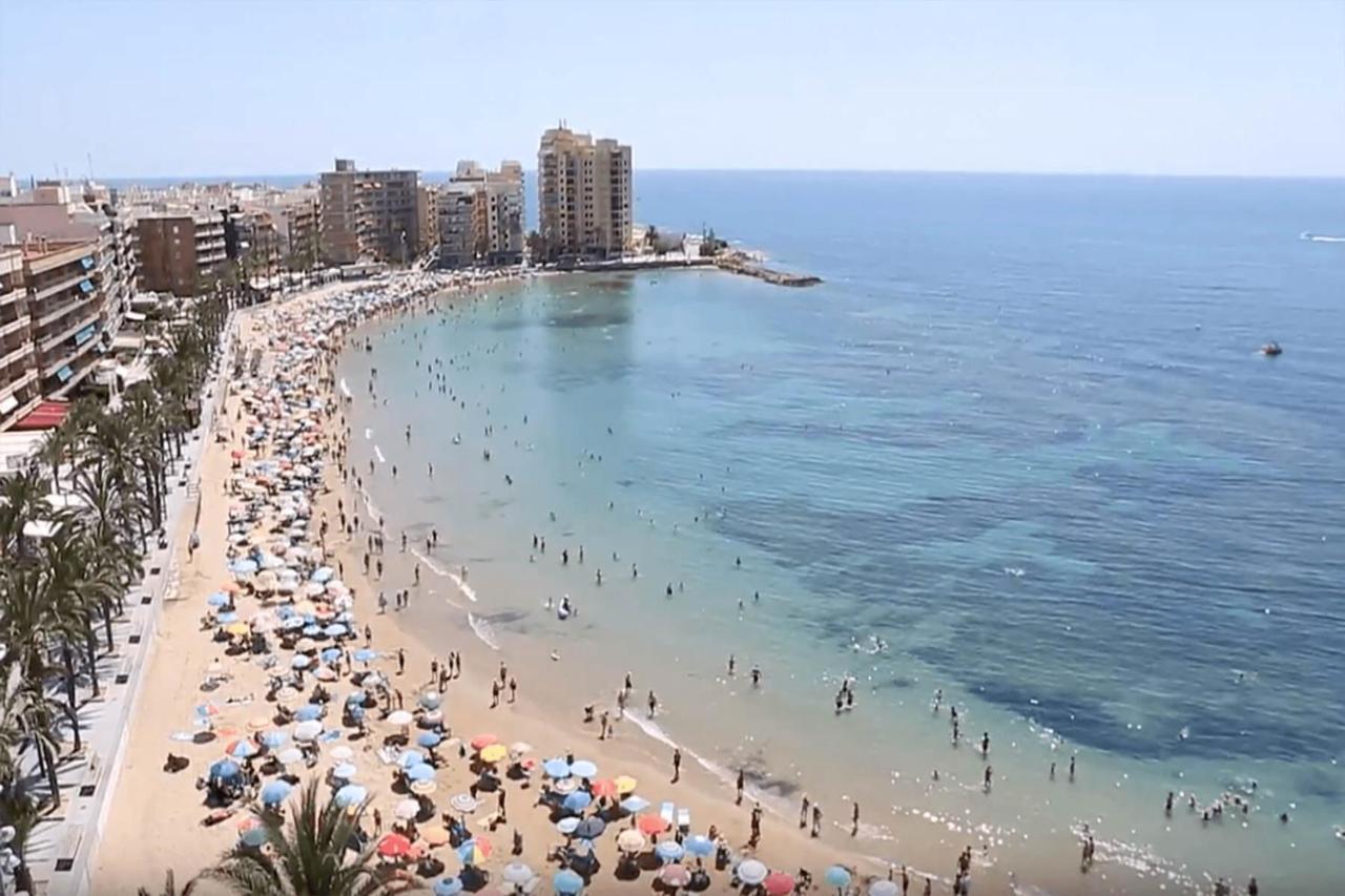 Piso Centro Ciudad Club Nautico Leilighet Torrevieja Eksteriør bilde