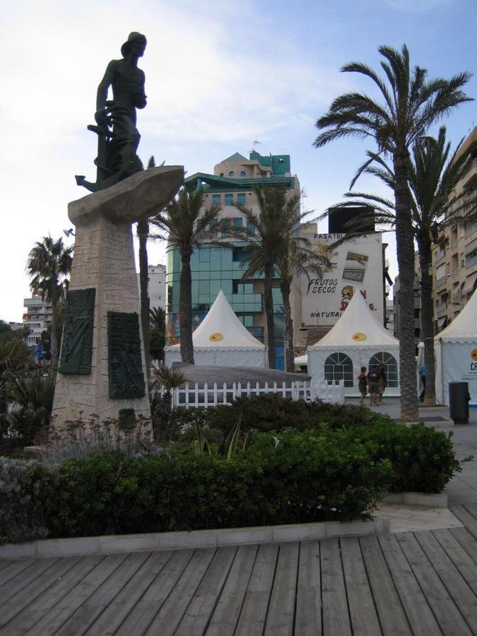 Piso Centro Ciudad Club Nautico Leilighet Torrevieja Eksteriør bilde