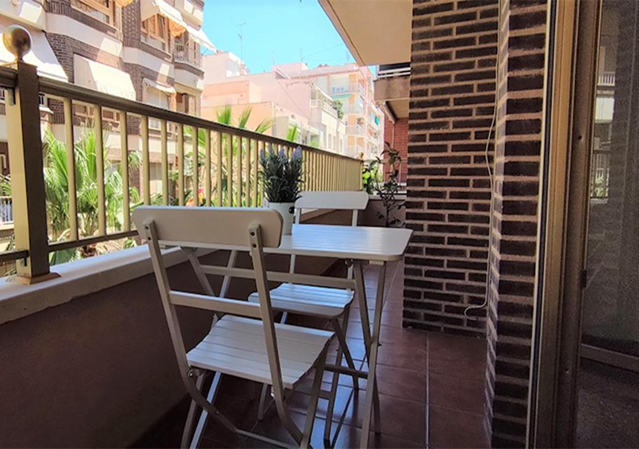 Piso Centro Ciudad Club Nautico Leilighet Torrevieja Eksteriør bilde