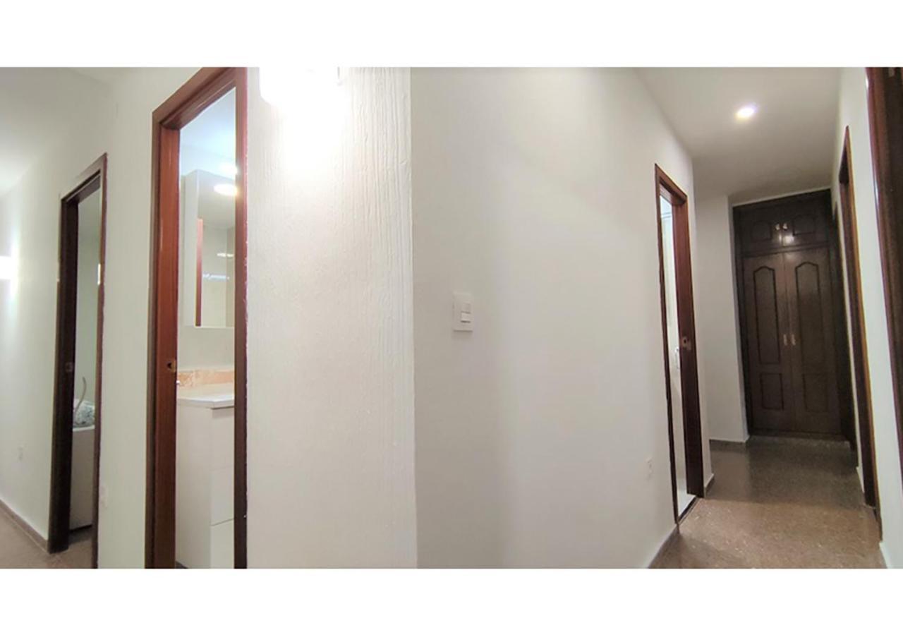 Piso Centro Ciudad Club Nautico Leilighet Torrevieja Eksteriør bilde